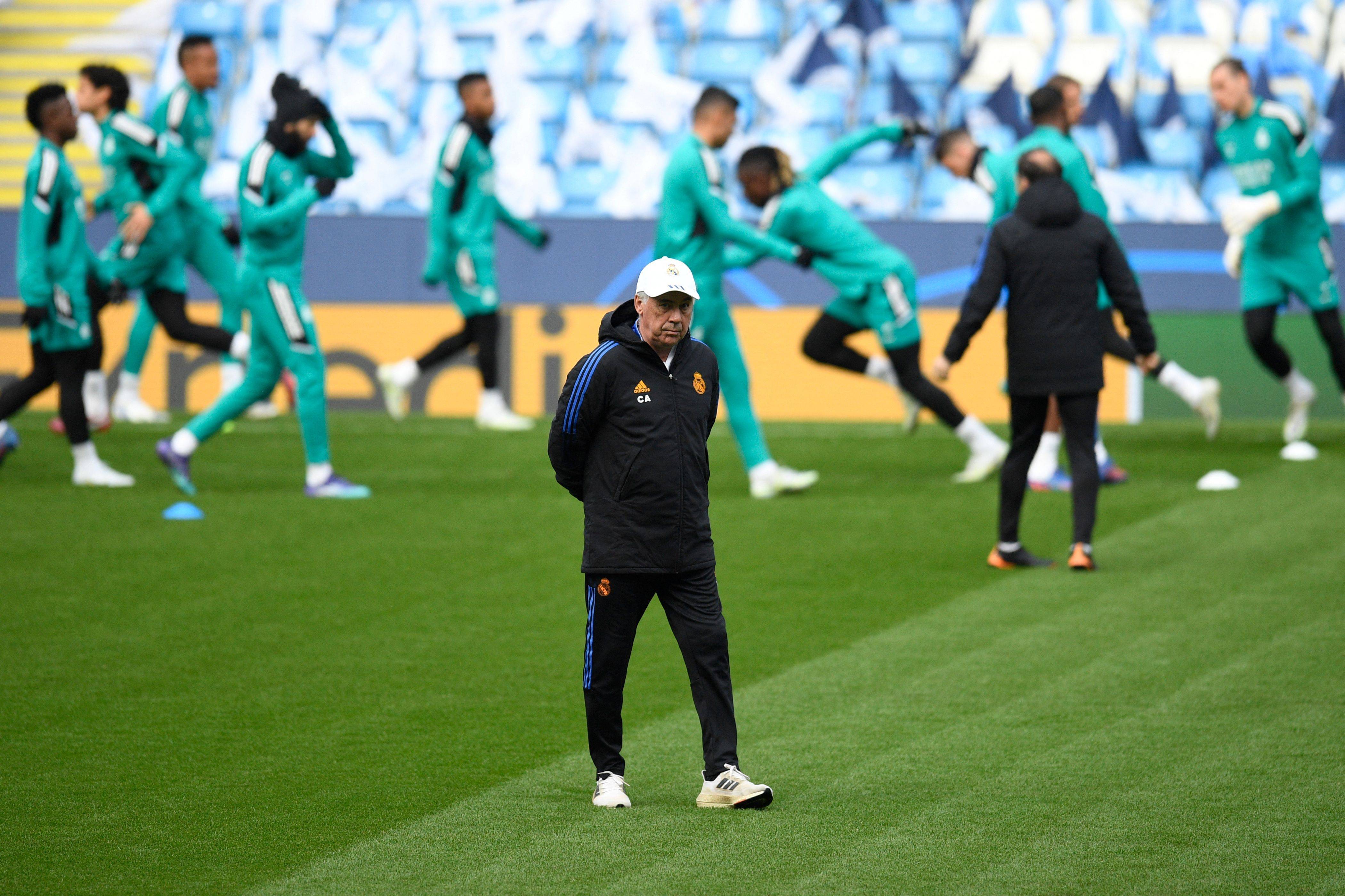 今晨里昂备战欧冠,强势反弹细节曝光,话题不断,训练强度明显提升(里昂足球俱乐部官网) 今晨里昂备战欧冠,强势反弹细节曝光,话题不断,训练强度明显提升(里昂足球俱乐部官网)