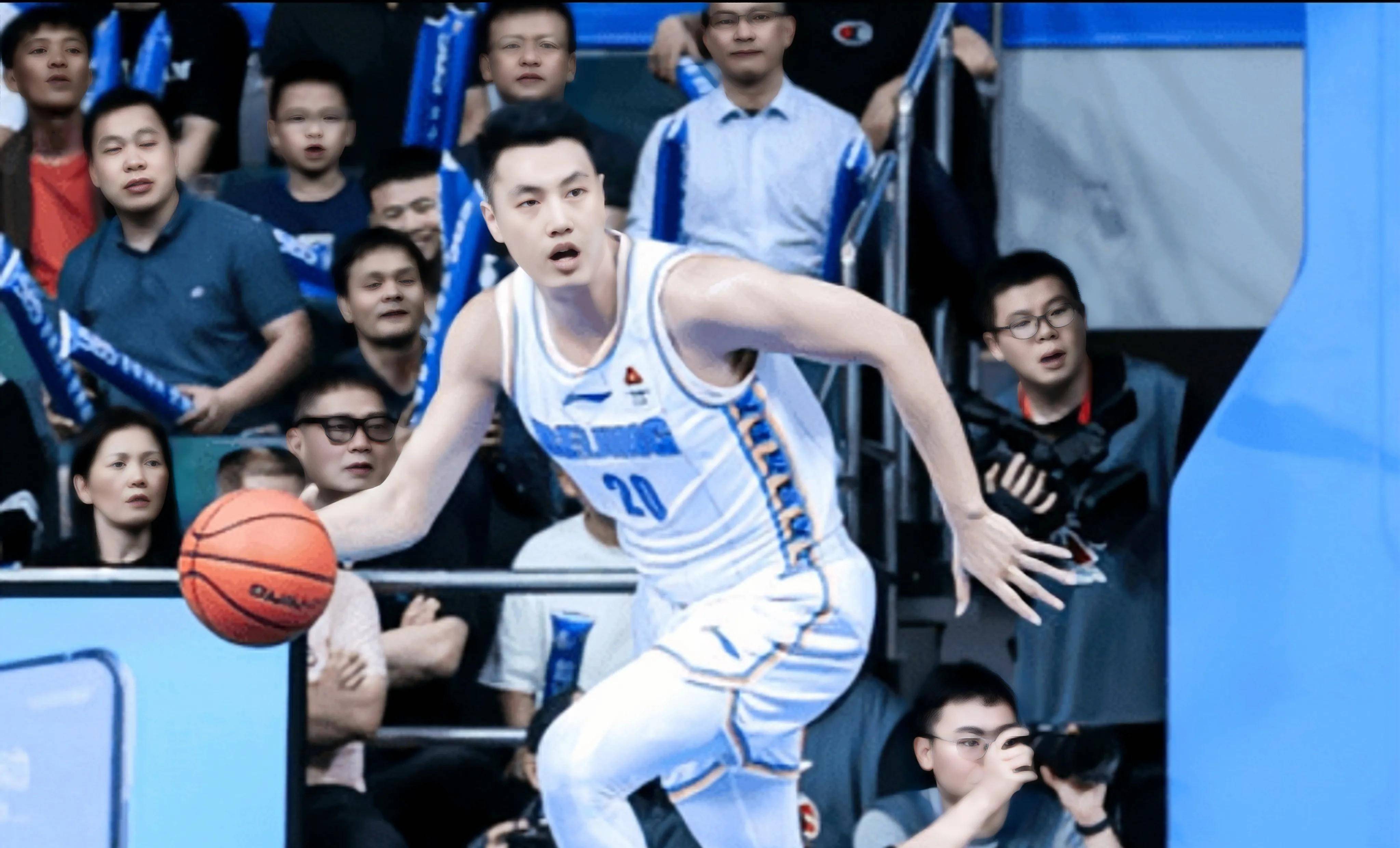 关于CBA常规赛国际比赛日走向成谜，山东男篮战术微调，话题不断，心理建设被强调的信息